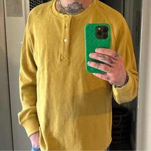 Iron & Resin Gold Michigan Henley Size Medium
